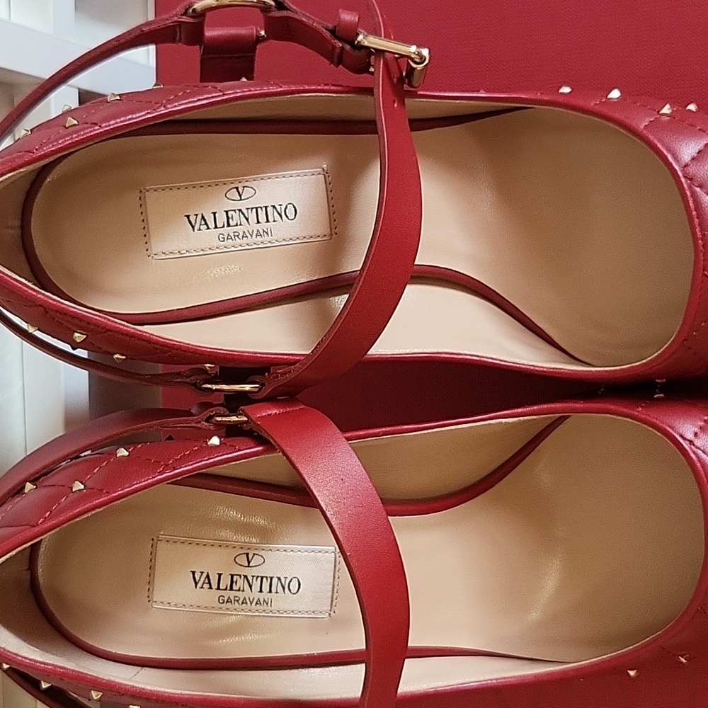 VALENTINO Red Rockstud Pumps - Picture 3 of 6